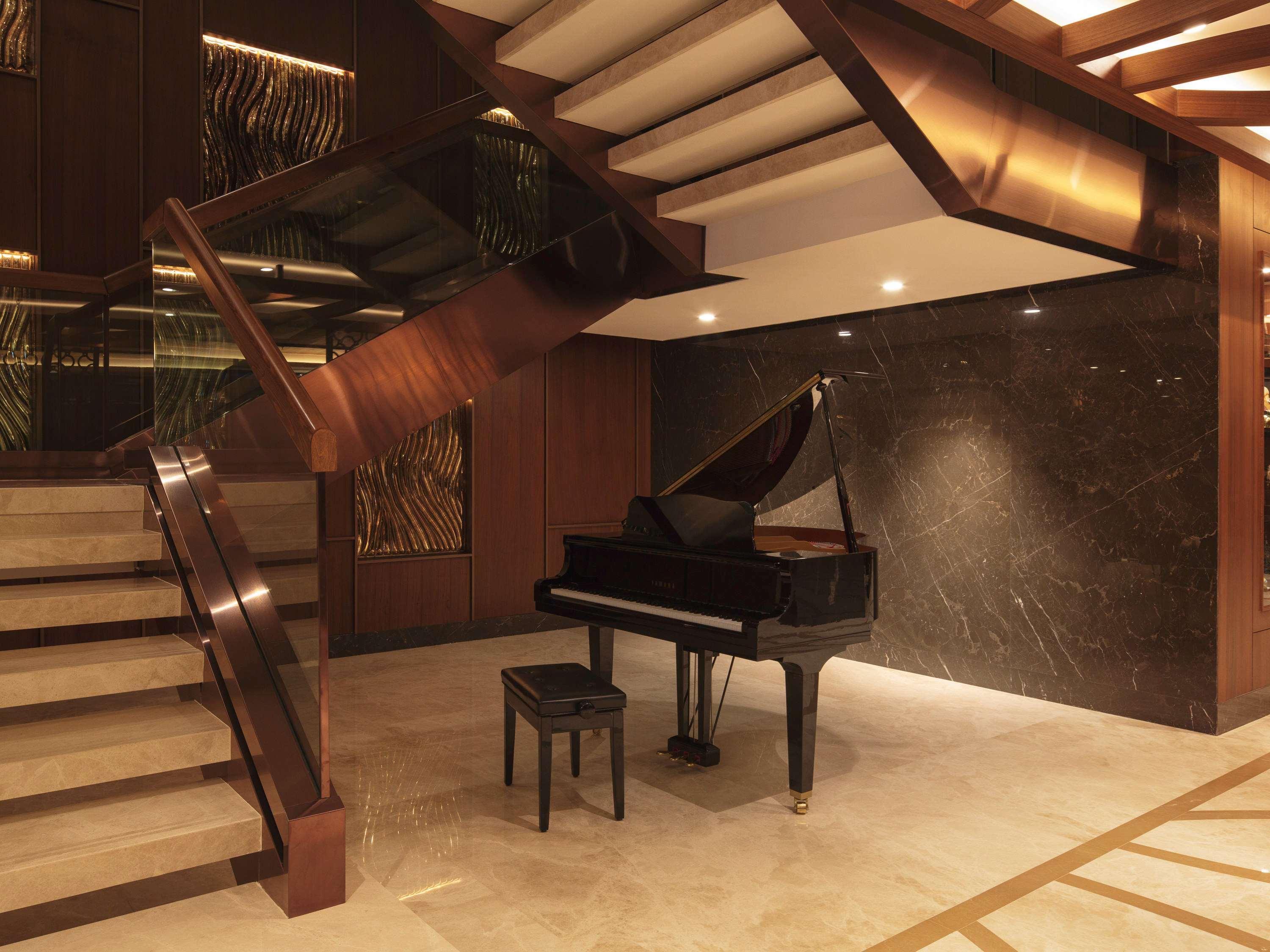 Moevenpick Istanbul Hotel Golden Horn Exterior foto The piano in the lobby of the hotel